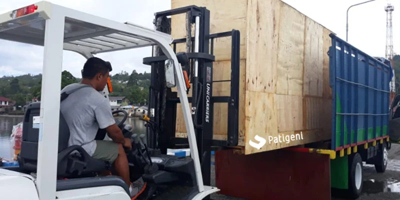 penurunan komponen hydrant di Bakamla RI
